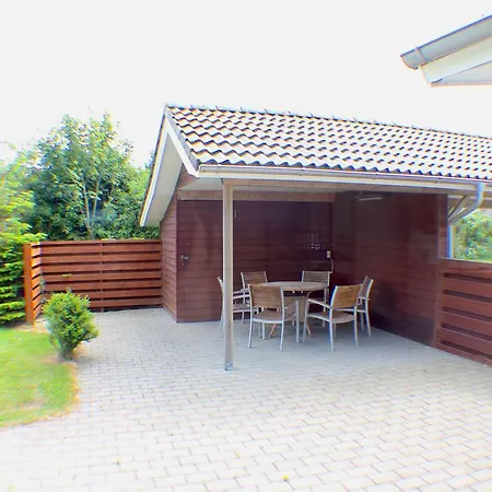 Dom wakacyjny Hennebysvej Holiday House *